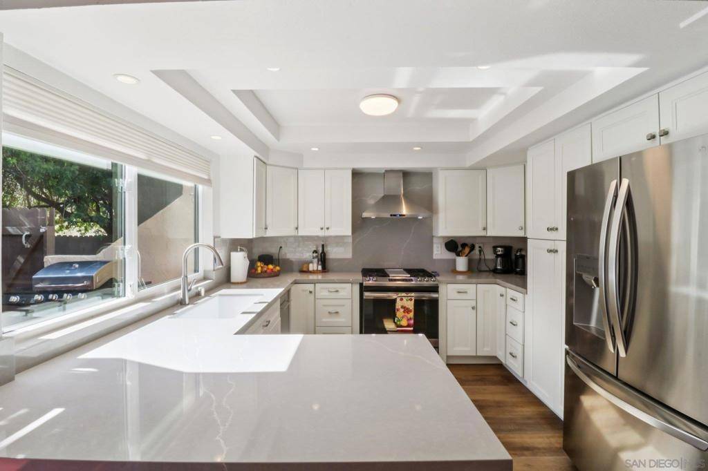 Bonita, CA 91902,3069 Plaza Natalia