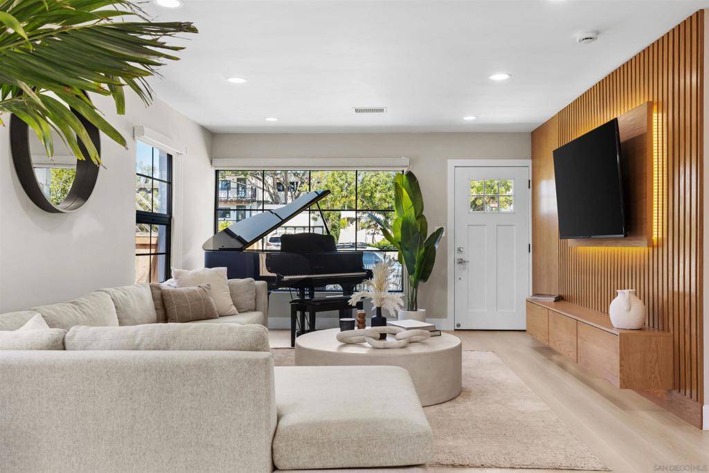 San Diego, CA 92109,1235 Wilbur Ave