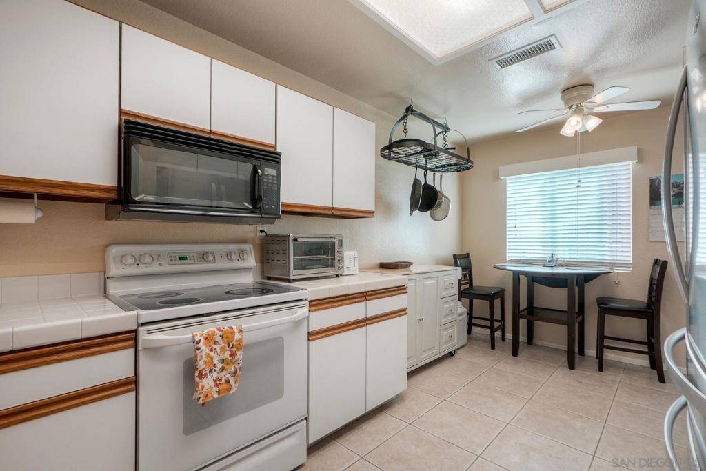 Escondido, CA 92026,29414 Circle R Greens Drive