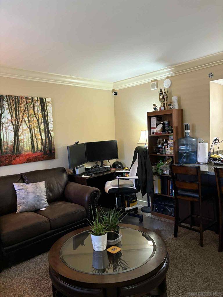 National City, CA 91950,801 National City Blvd #204