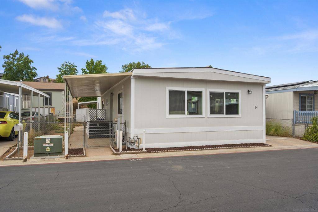 El Cajon, CA 92021,13655 Highway 8 Business #SPC 24