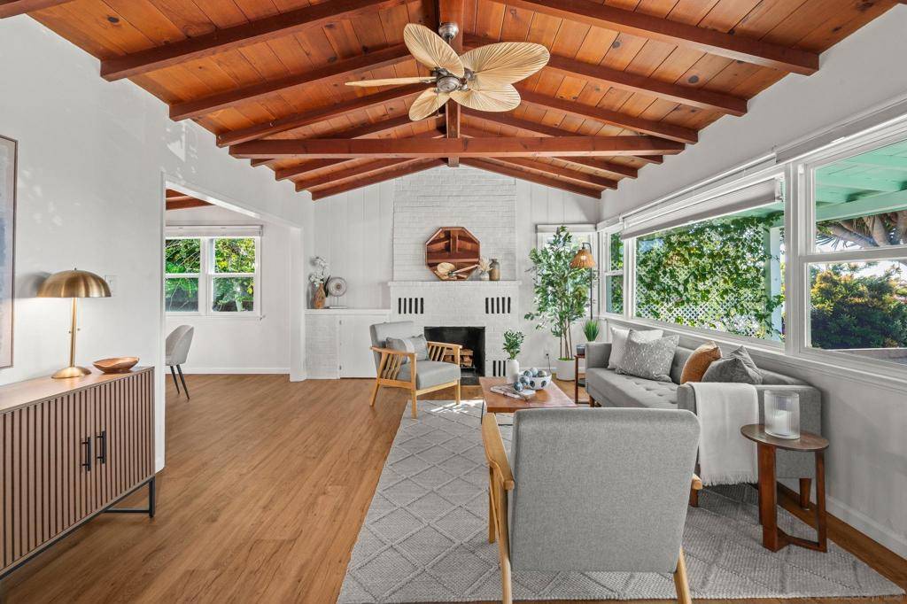 Cardiff By The Sea, CA 92007,1395 Summit Ave