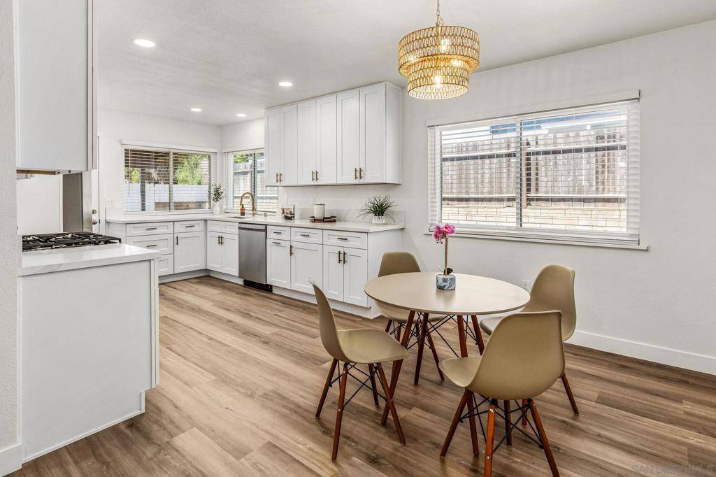 Oceanside, CA 92056,4137 Alana Cir