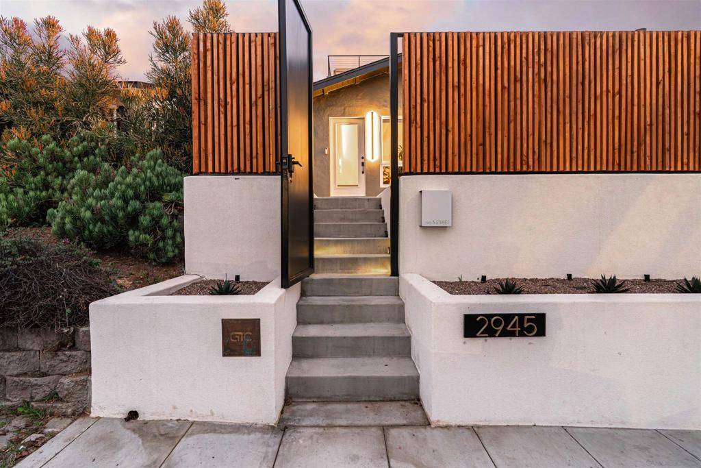 San Diego, CA 92102,2945 B St