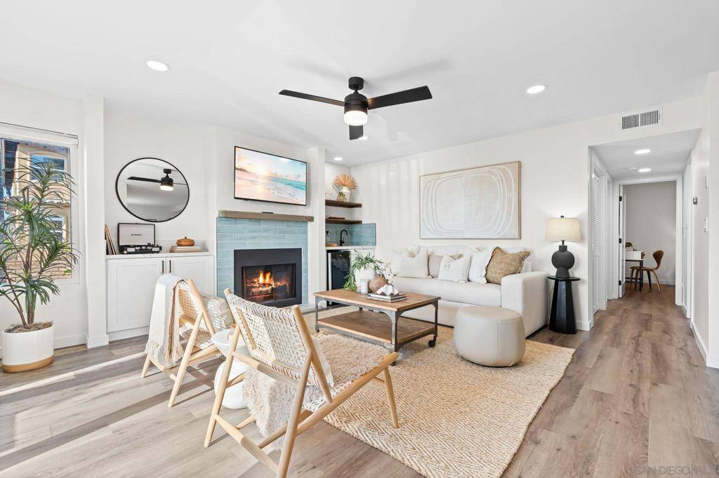 Oceanside, CA 92054,1324 S Pacific #3