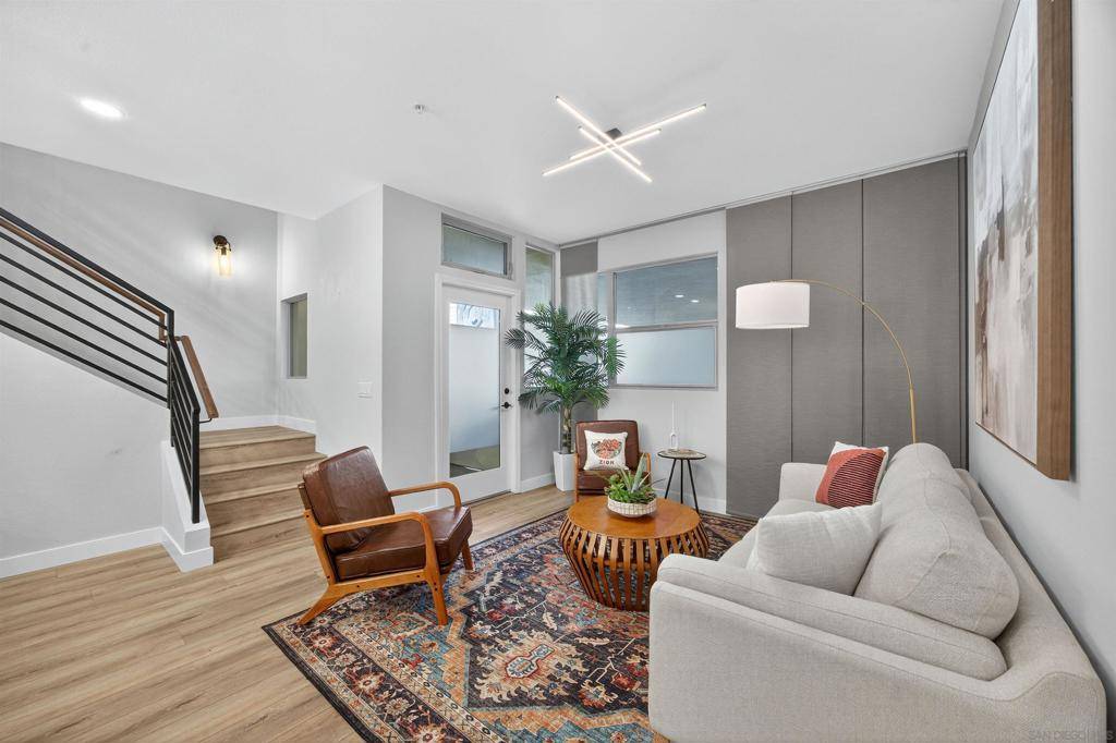 Encinitas, CA 92024,687 S Coast Highway 101 #232