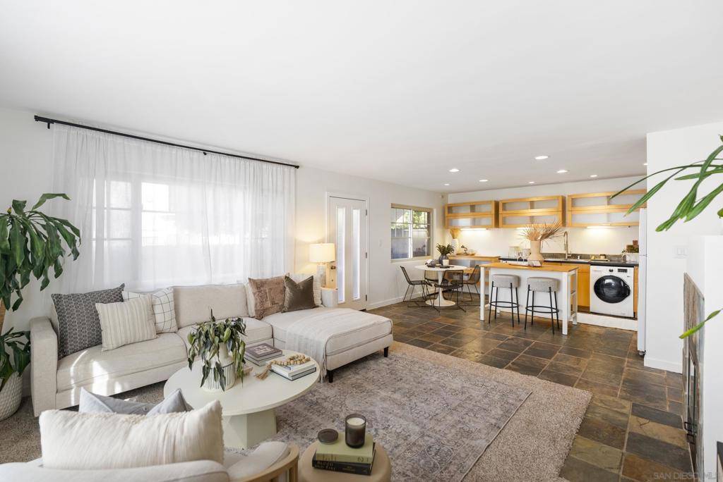 San Diego, CA 92104,4165 Mississippi St