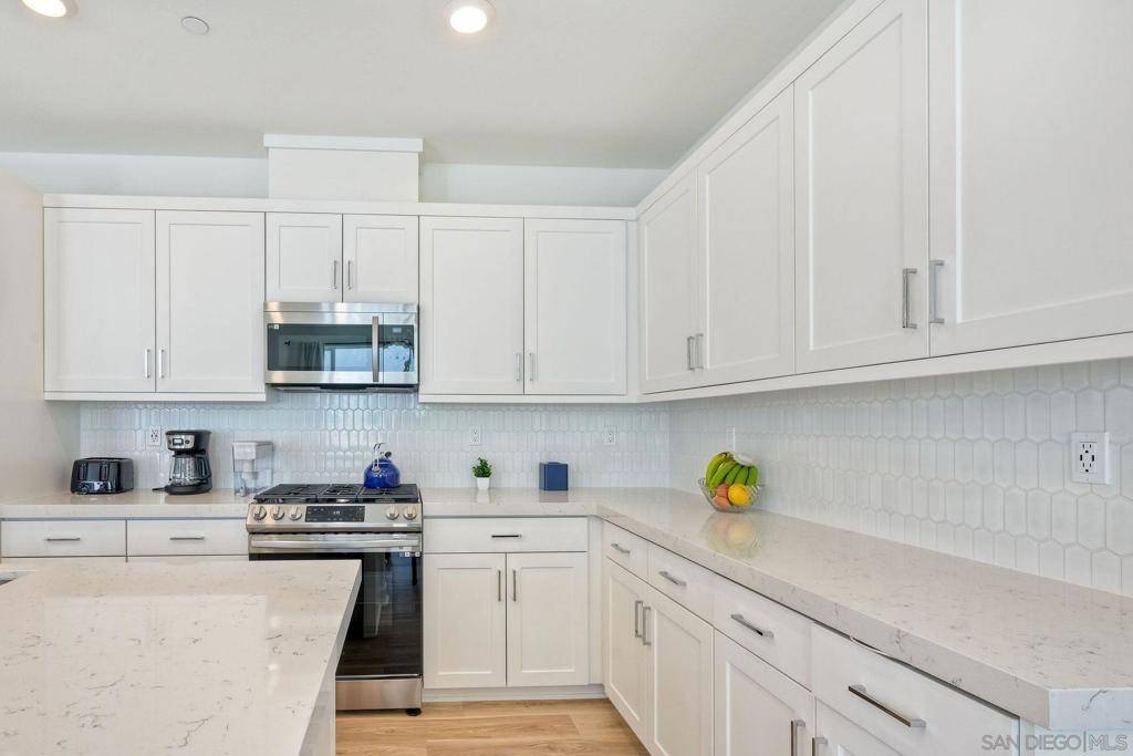 San Diego, CA 92154,2301 Acara Cir #ROOM 2