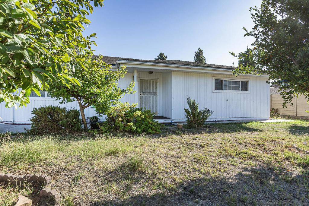 Chula Vista, CA 91910,166 Via De Laurencio