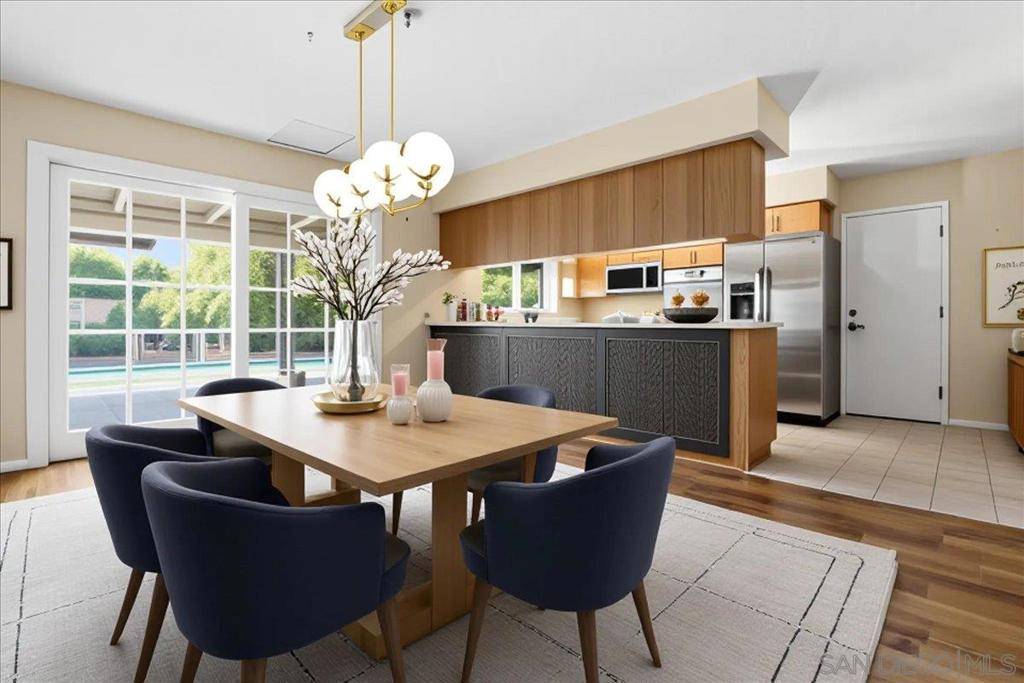 North Tustin, CA 92705,1262 Brittany Cross Rd