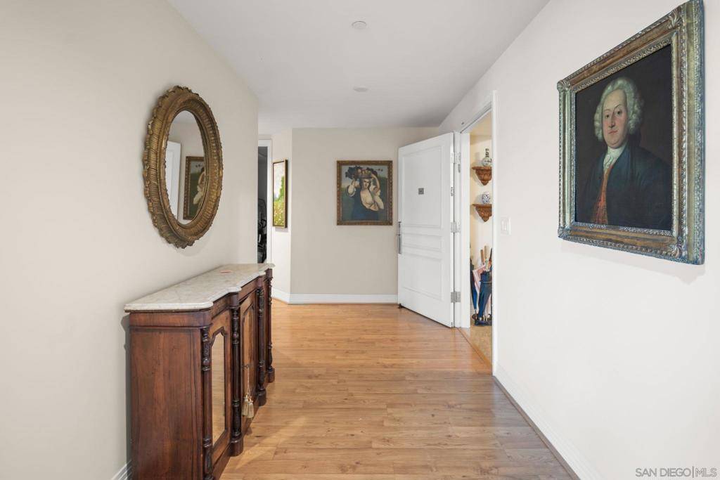 San Diego, CA 92103,2500 6Th Ave #605