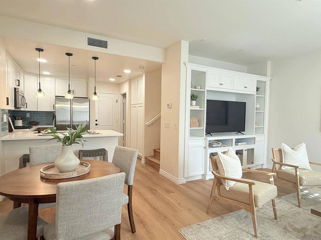 San Diego, CA 92127,17070 Call Trevino #5