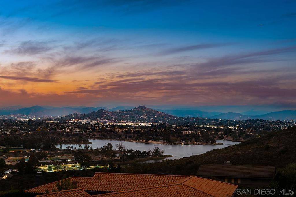 San Diego, CA 92120,6346 Ridge Manor Avenue