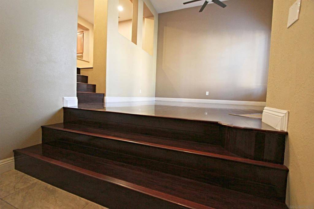 San Diego, CA 92129,7755 Via Montebello #6