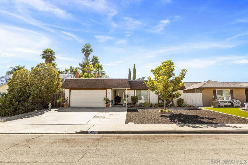 Poway, CA 92064,14152 Kendra Way