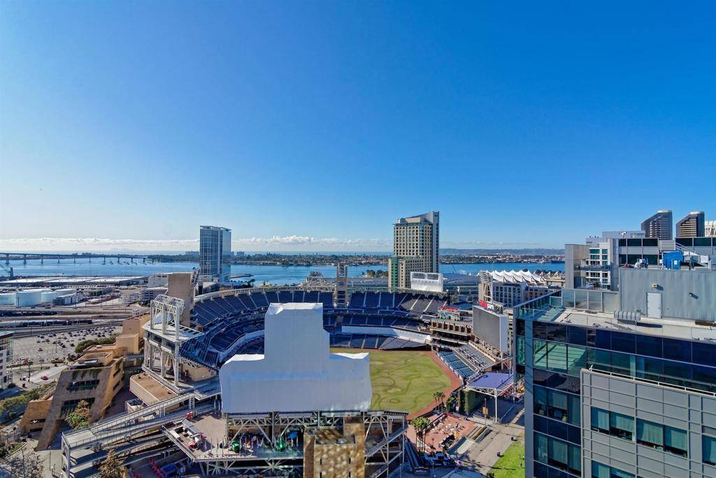 San Diego, CA 92101,321 10Th Ave #2204