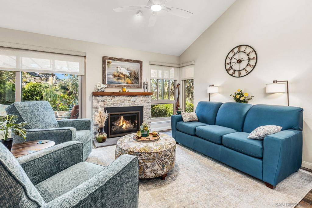 San Diego, CA 92128,17357 Plaza Maria