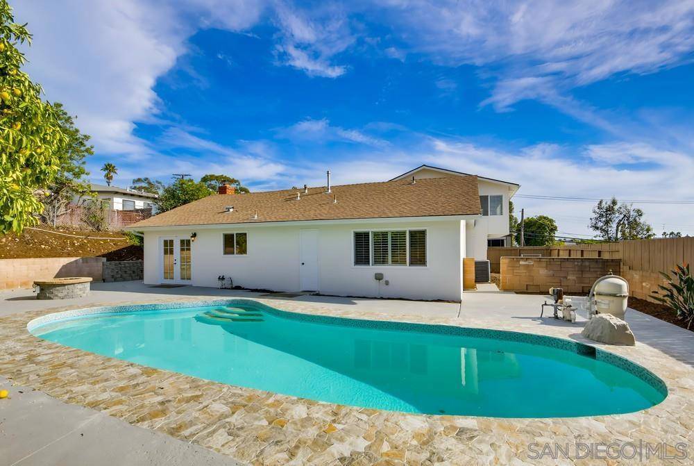 La Mesa, CA 91942,8670 Mellmanor Dr