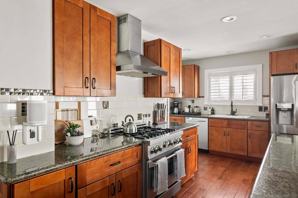 San Diego, CA 92116,1865 Mission Cliff Drive