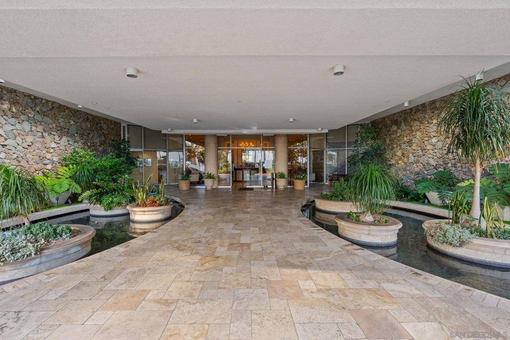 Coronado, CA 92118,1820 Avenida Del Mundo #1504