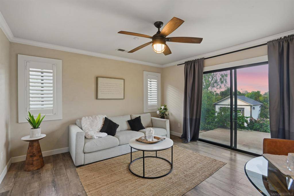 El Cajon, CA 92021,109 Scenic Dr