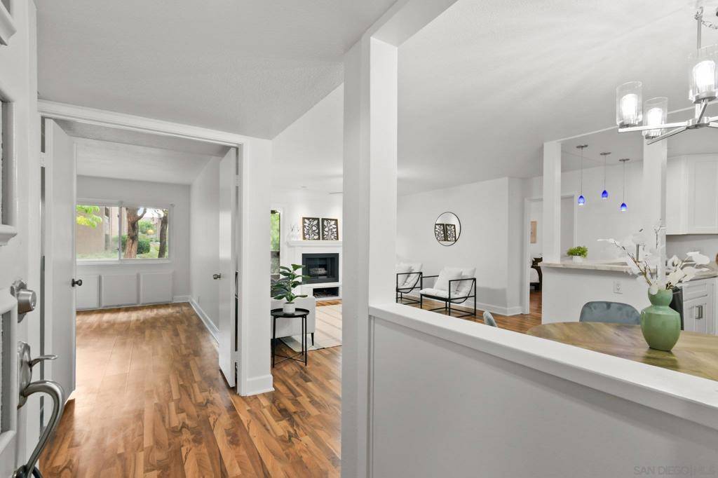 San Diego, CA 92108,10325 Caminito Cuervo #185