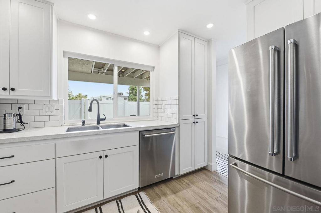 Cardiff By The Sea, CA 92007,1422 Caminito Septimo