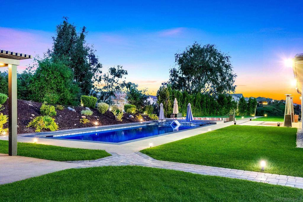 Escondido, CA 92029,21992 Wilgen Rd