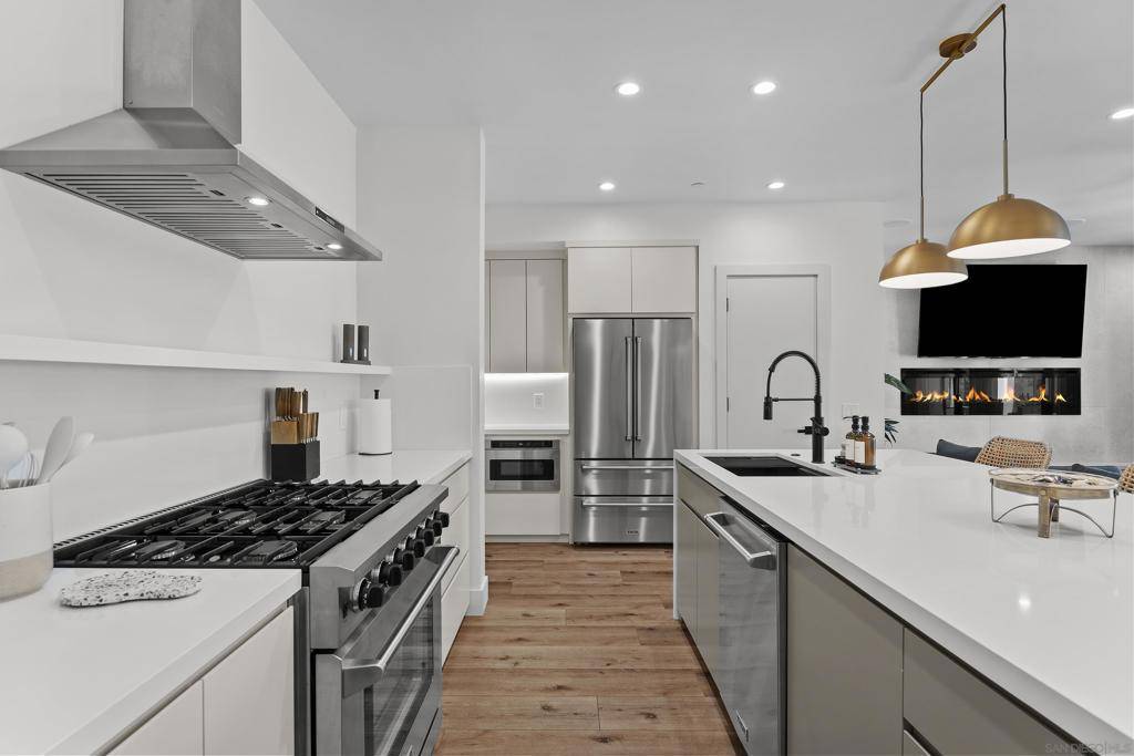 Oceanside, CA 92054,806 N Cleveland St #Unit 1