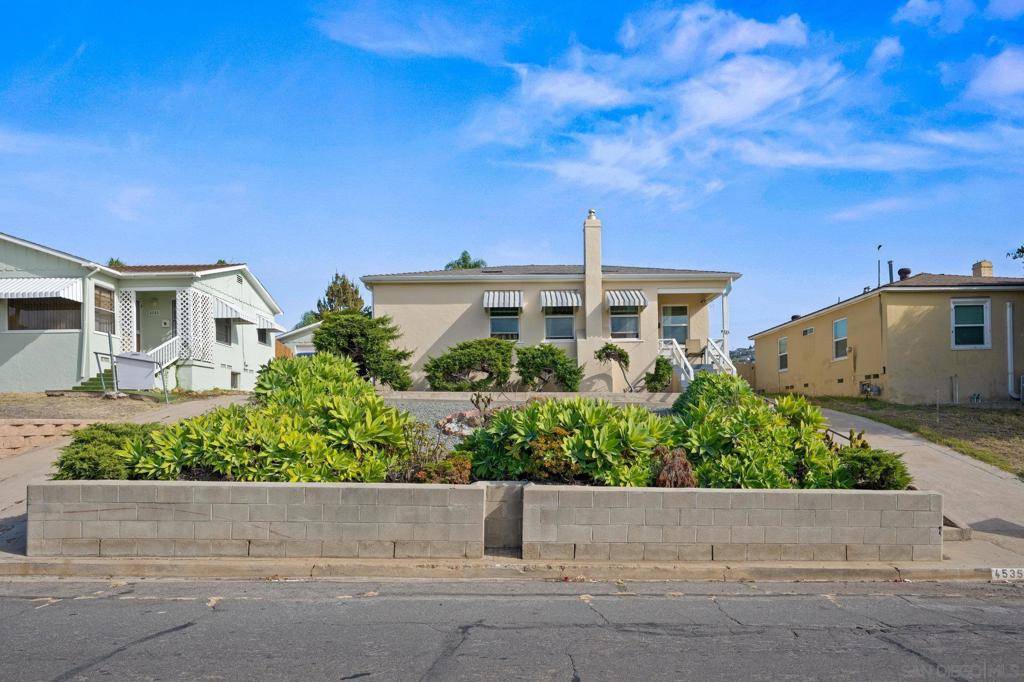 La Mesa, CA 91942,4535 Parks Ave