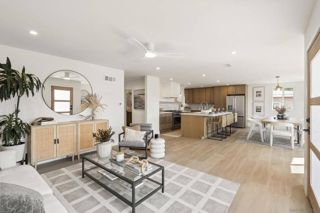 San Diego, CA 92117,4543 Moraga Ave