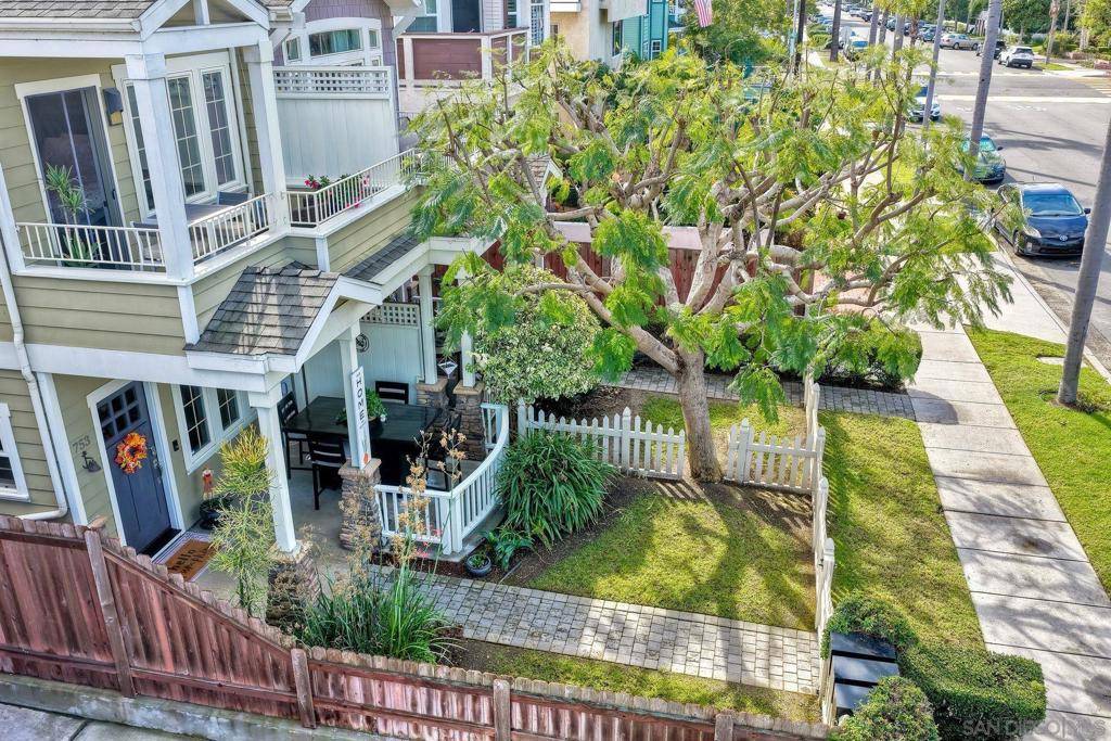 Coronado, CA 92118,753 D AVENUE