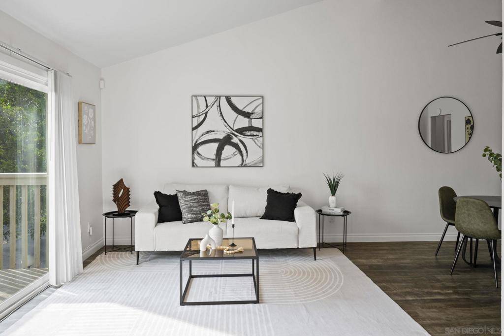 La Mesa, CA 91942,7700 Parkway Dr #3