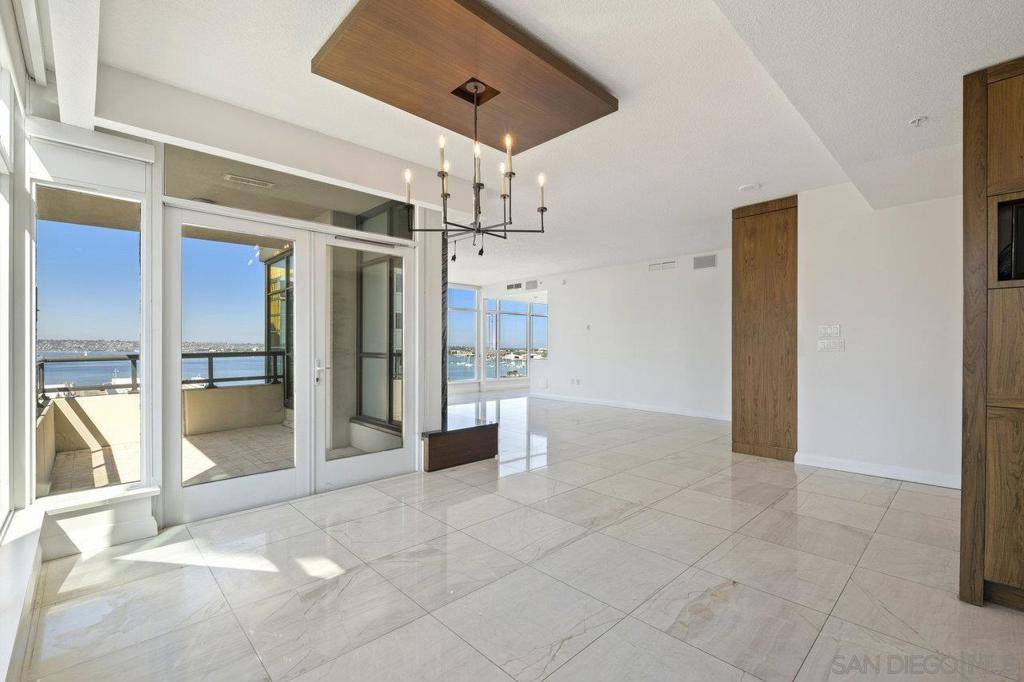 San Diego, CA 92101,1199 Pacific Highway #1306