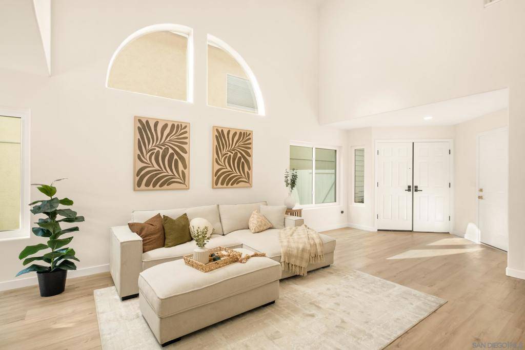 Carlsbad, CA 92009,6759 Paseo Del Vista