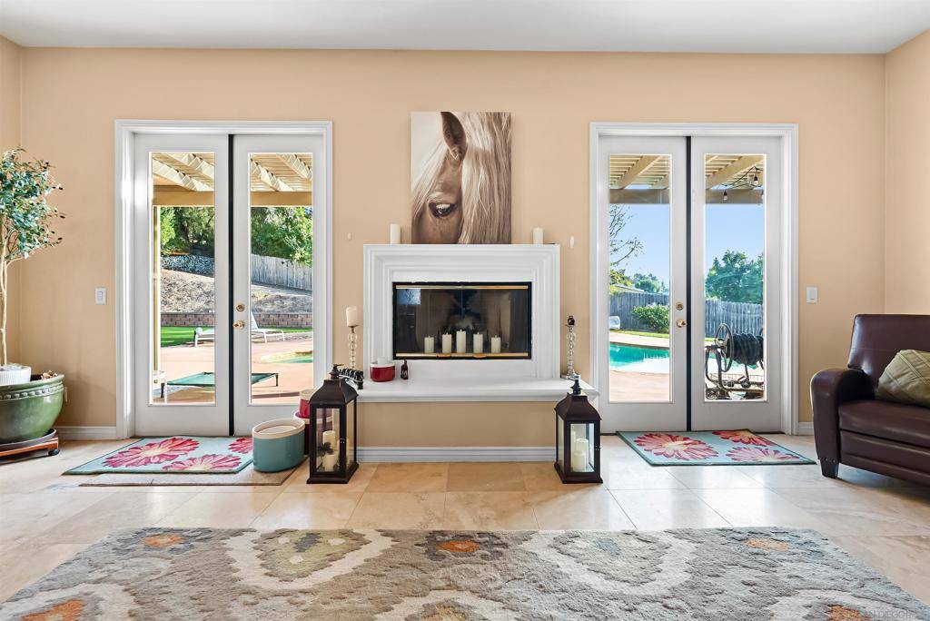 El Cajon, CA 92019,2157 Hidden Springs Dr