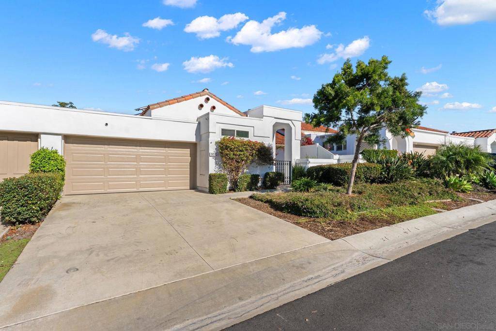 Oceanside, CA 92056,5030 Alicante Way