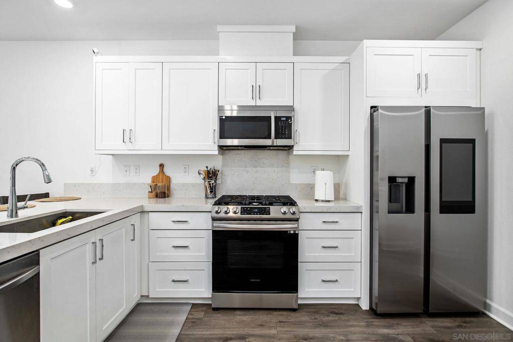 San Diego, CA 92154,2062 Vela Ln