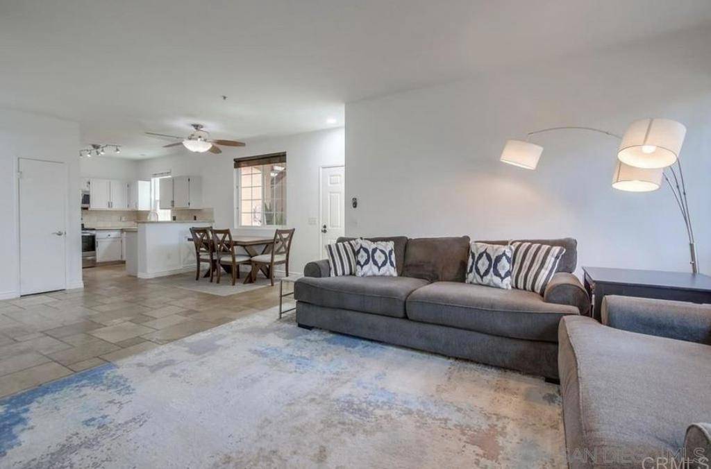 San Diego, CA 92128,18650 Caminito Cantilena #283