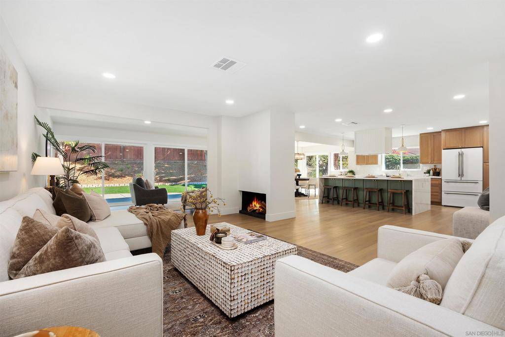 San Diego, CA 92128,17111 Prado Pl