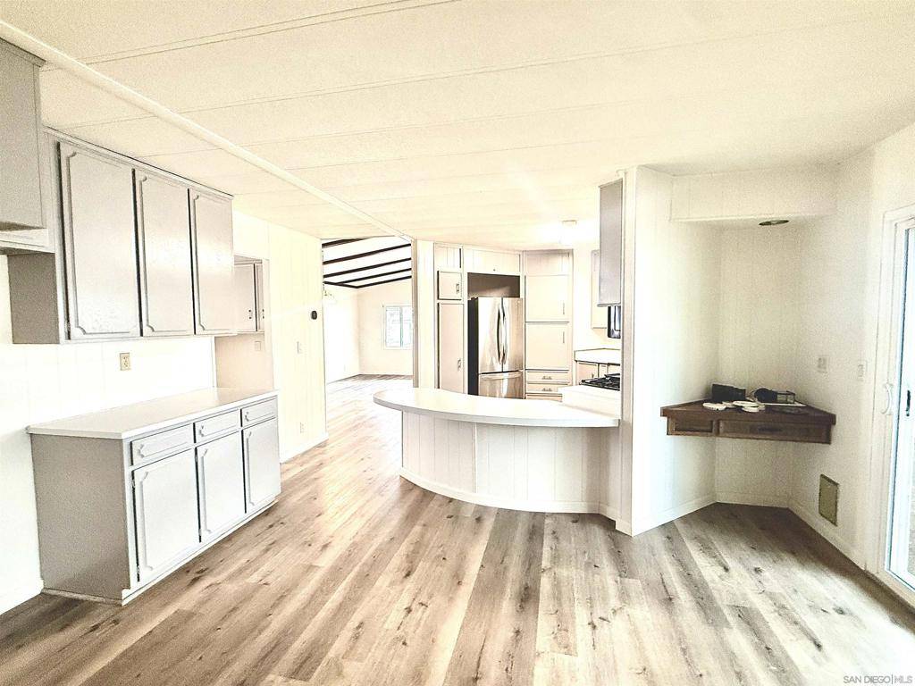 Ramona, CA 92065,1212 H ST N #14