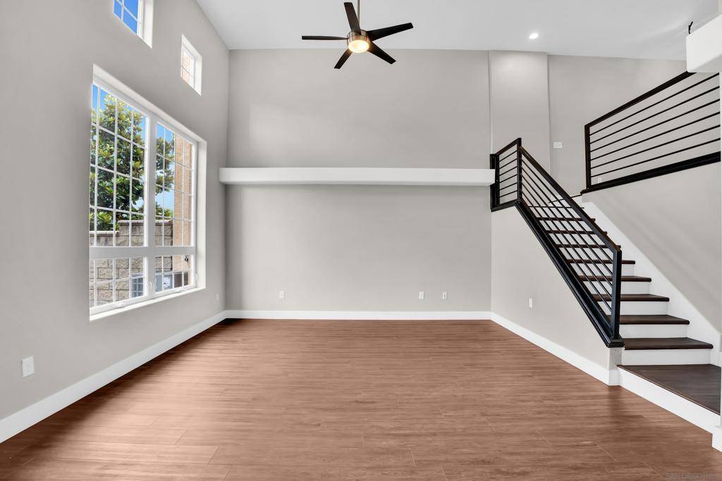 El Cajon, CA 92020,112 W Douglas Ave