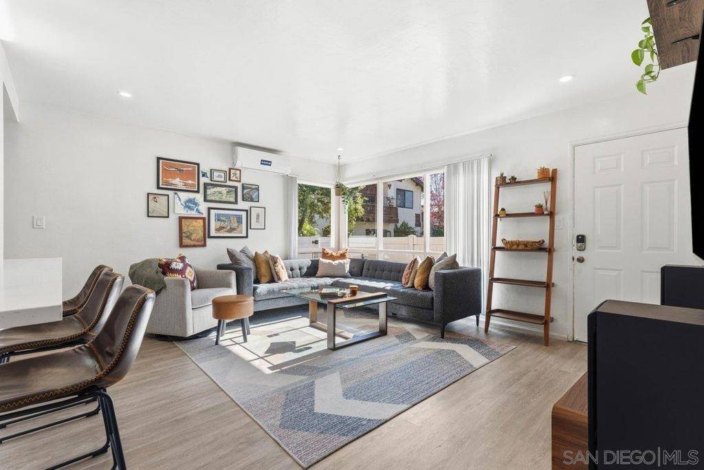 San Diego, CA 92109,1818 Diamond St