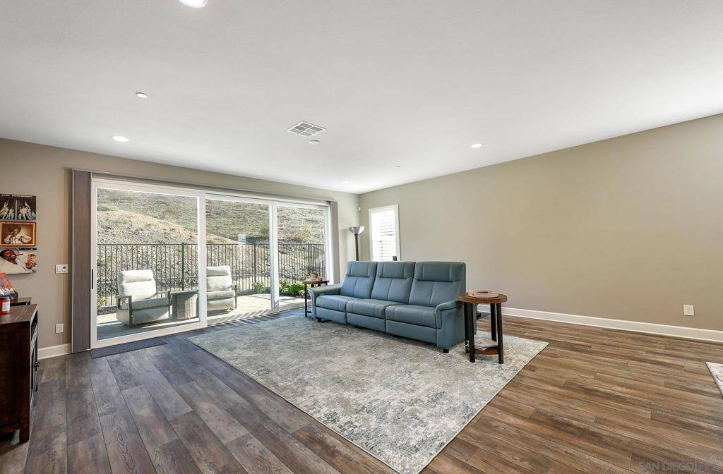 San Marcos, CA 92069,893 Woodhaven Rd