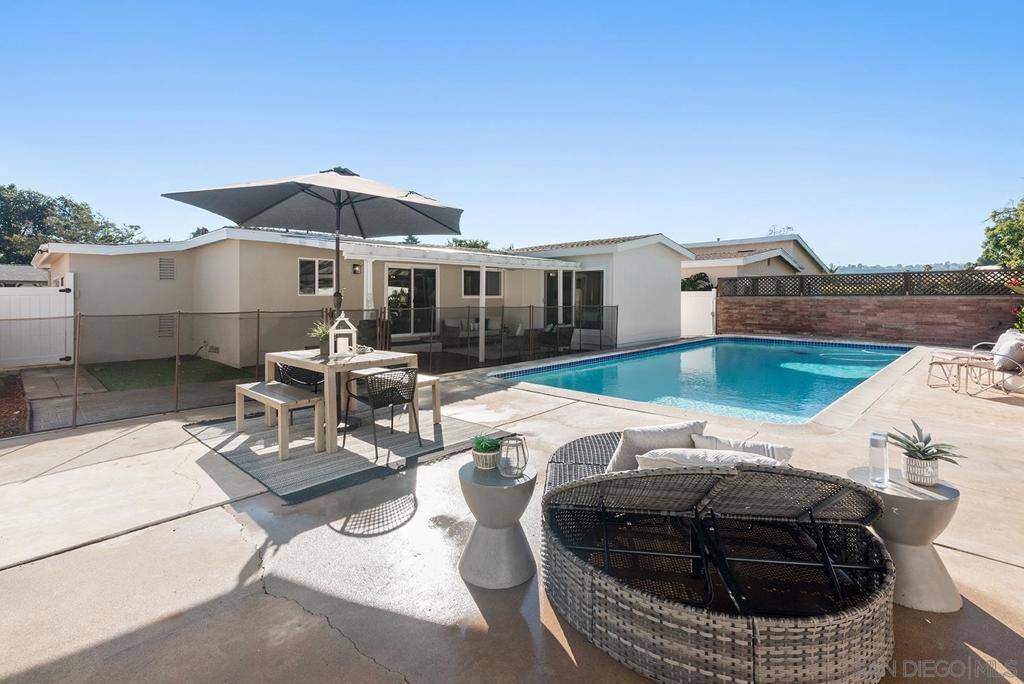 San Diego, CA 92117,2864 Havasupai Ave