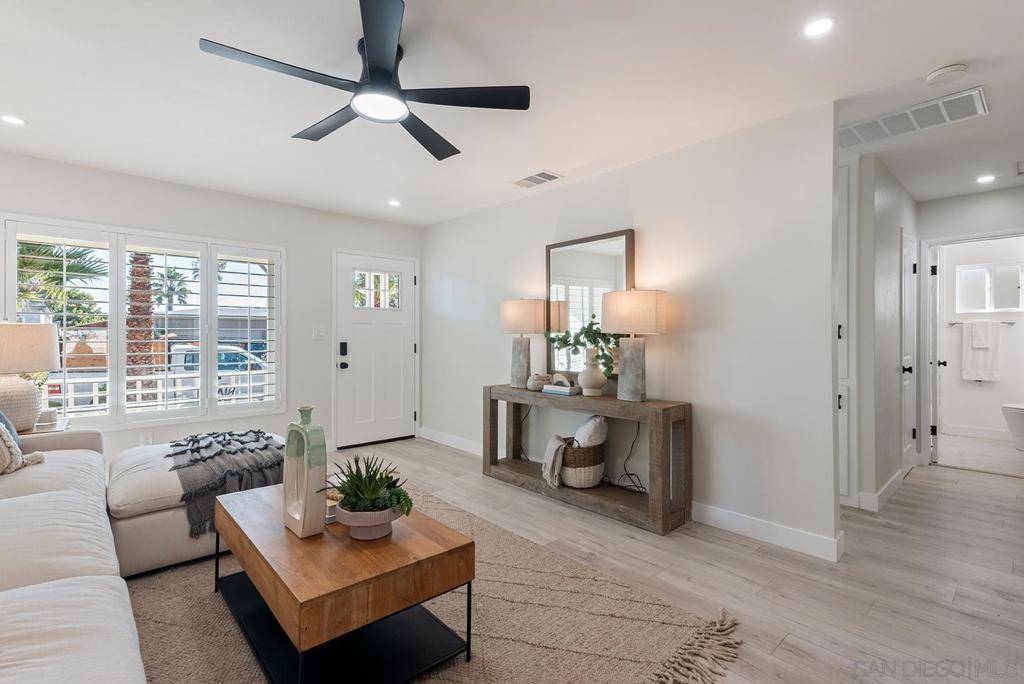 San Diego, CA 92117,2864 Havasupai Ave