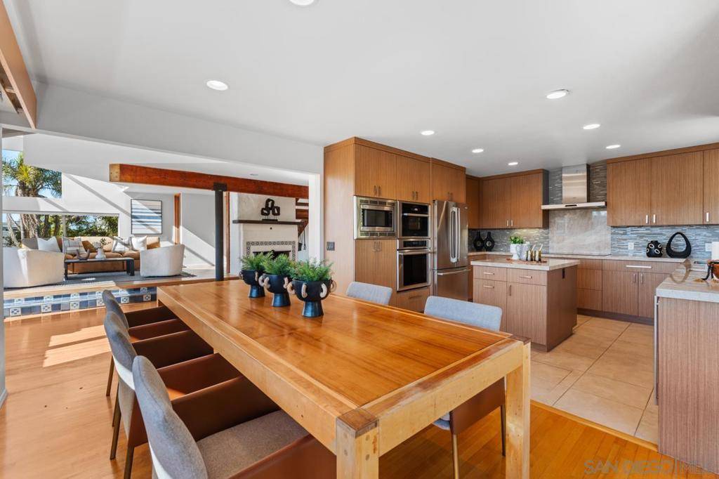 Del Mar, CA 92014,2506 Via Merano