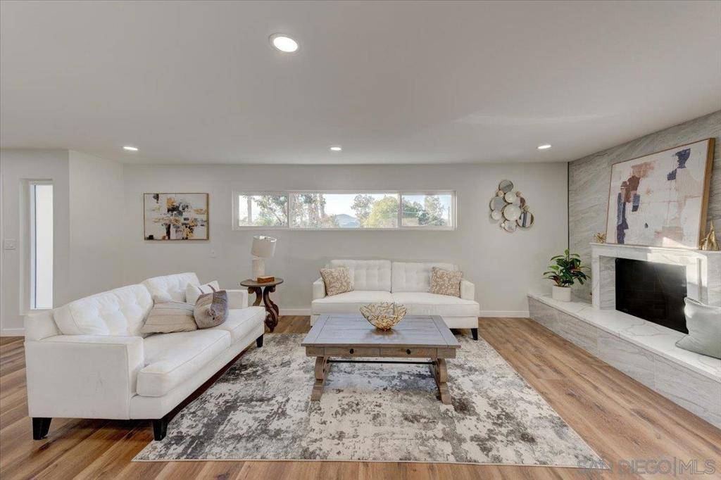 Escondido, CA 92029,1756 Alhudson Dr