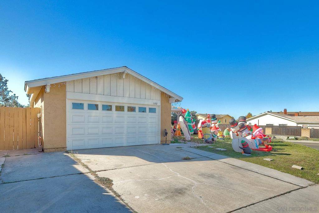 Chula Vista, CA 91910,1302 Valencia