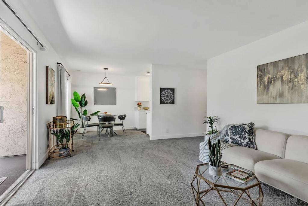 La Jolla, CA 92037,8515 Villa La Jolla Drive #C